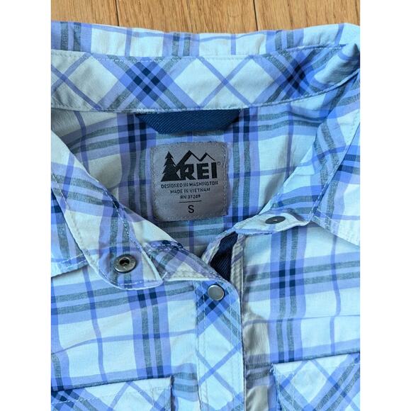 REI Womens Button Up Shirt Dri-Fit Small Purple Plaid Outdoor Activewear Shirt - Picture 5 of 5